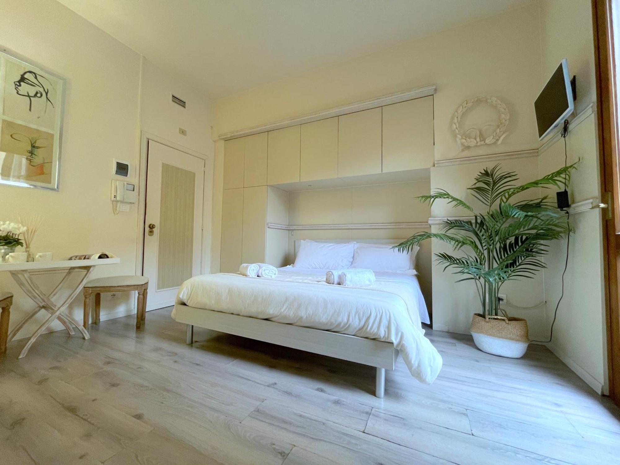 Charming Studio Next To The Duomo 佛罗伦萨 外观 照片